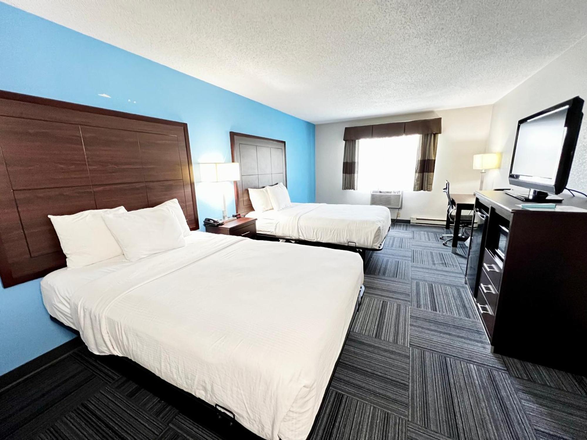 Hotel Baymont By Wyndham Marinette Extérieur photo