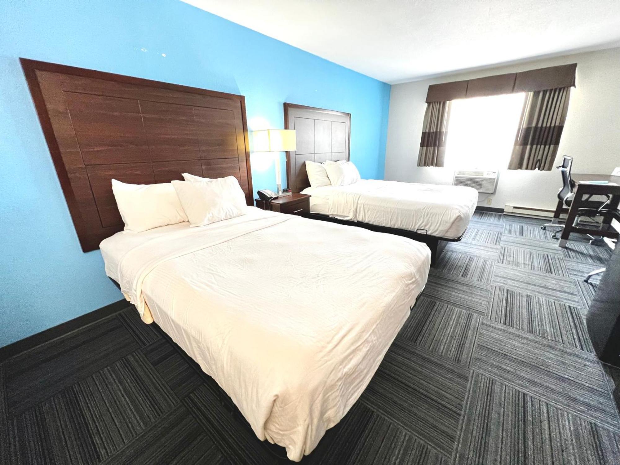 Hotel Baymont By Wyndham Marinette Extérieur photo