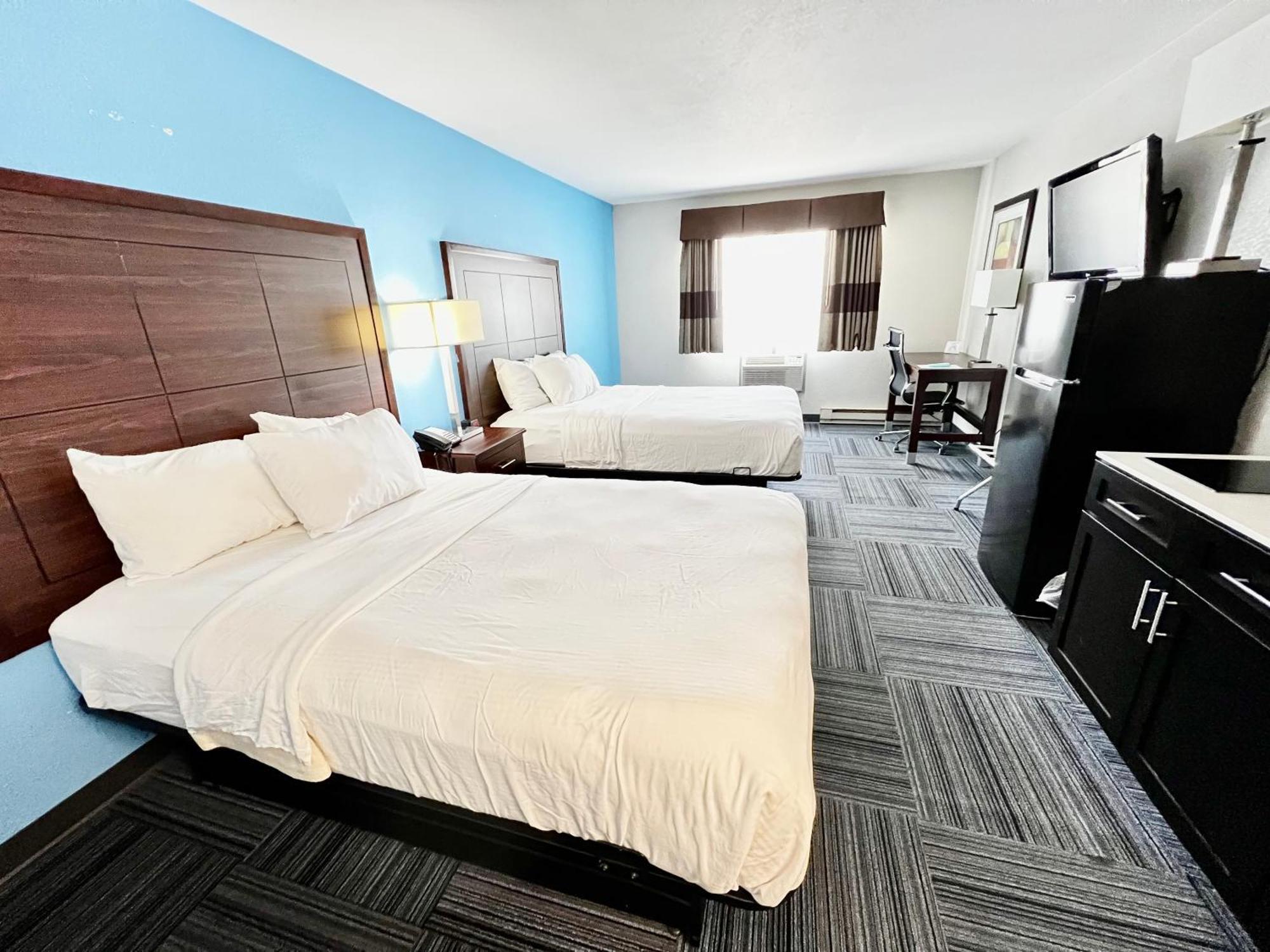 Hotel Baymont By Wyndham Marinette Extérieur photo